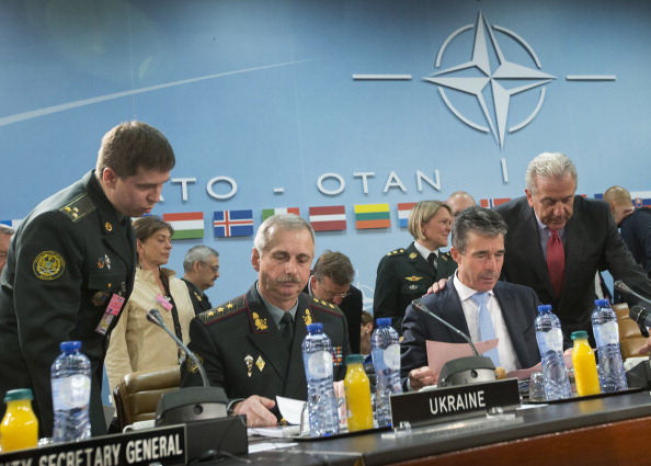 Міністри оборони країн НАТО зібралися в штаб-квартирі Альянсу, щоб обговорити рішення кризи в Україні. Брюссель, Бельгія, 3 червня 2014 року. Фото: Pablo Martinez Monsivais - Pool/Getty Images