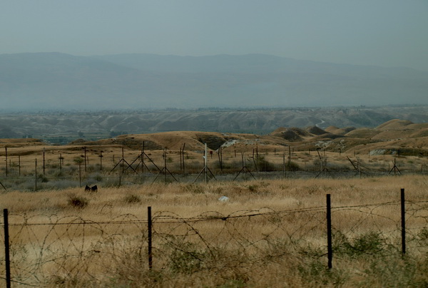З Єрусалиму до Афули через Йорданську долину. Йорданська долина, кордон. Фото: Хава Тор / The Epoch Times