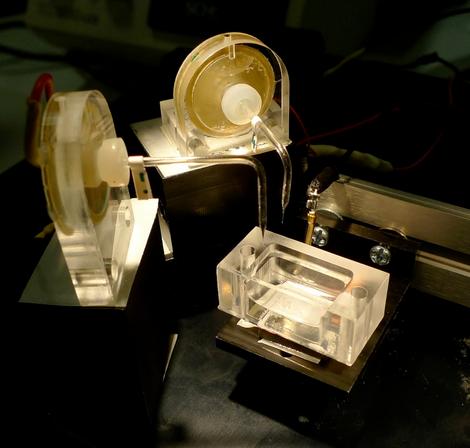 3D принтер з лабораторії Оксфордського університету. Фото: G Villar/Oxford University