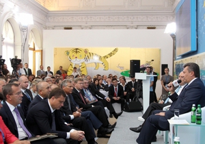 Віктор Янукович відвідав 8-й Саміт YES у Ялті. Фото прес-служби Президента України