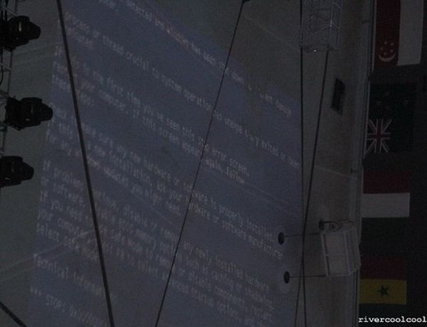 «Блакитний екран смерті» на церемонії відкриття Олімпіади. Фото: Із сайту gizmodo