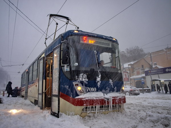 Снігопад перетворив Одесу на зону стихійного лиха.Фото: Таймер Одесса