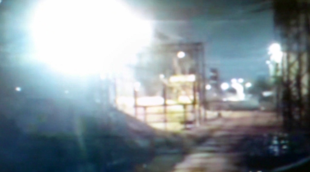 Кадр з відео на izlesene.com, де видно спалах від метеорита