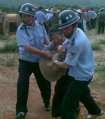 В Китае полиция похищает людей. Фото: epochtimes.com