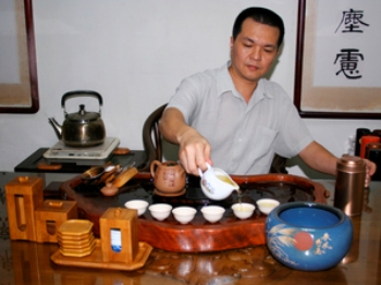 Чайна церемонія на Тайвані має велике суспільне значення. Фото: Даніель Ульріх