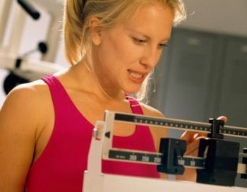 Попытка похудеть, подсчитывая калории, приводит к стрессу. Фото: Photos.com