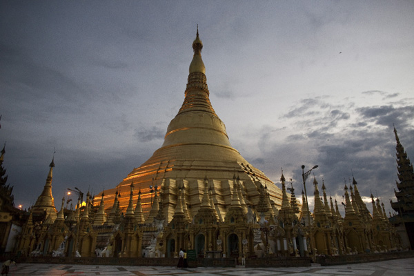 Пагода-ступа Шве Дагон, М'янма. Фото: Marco di Lauro/Getty Images