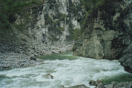 Ущелье реки Китой. Фото: Николай Попов