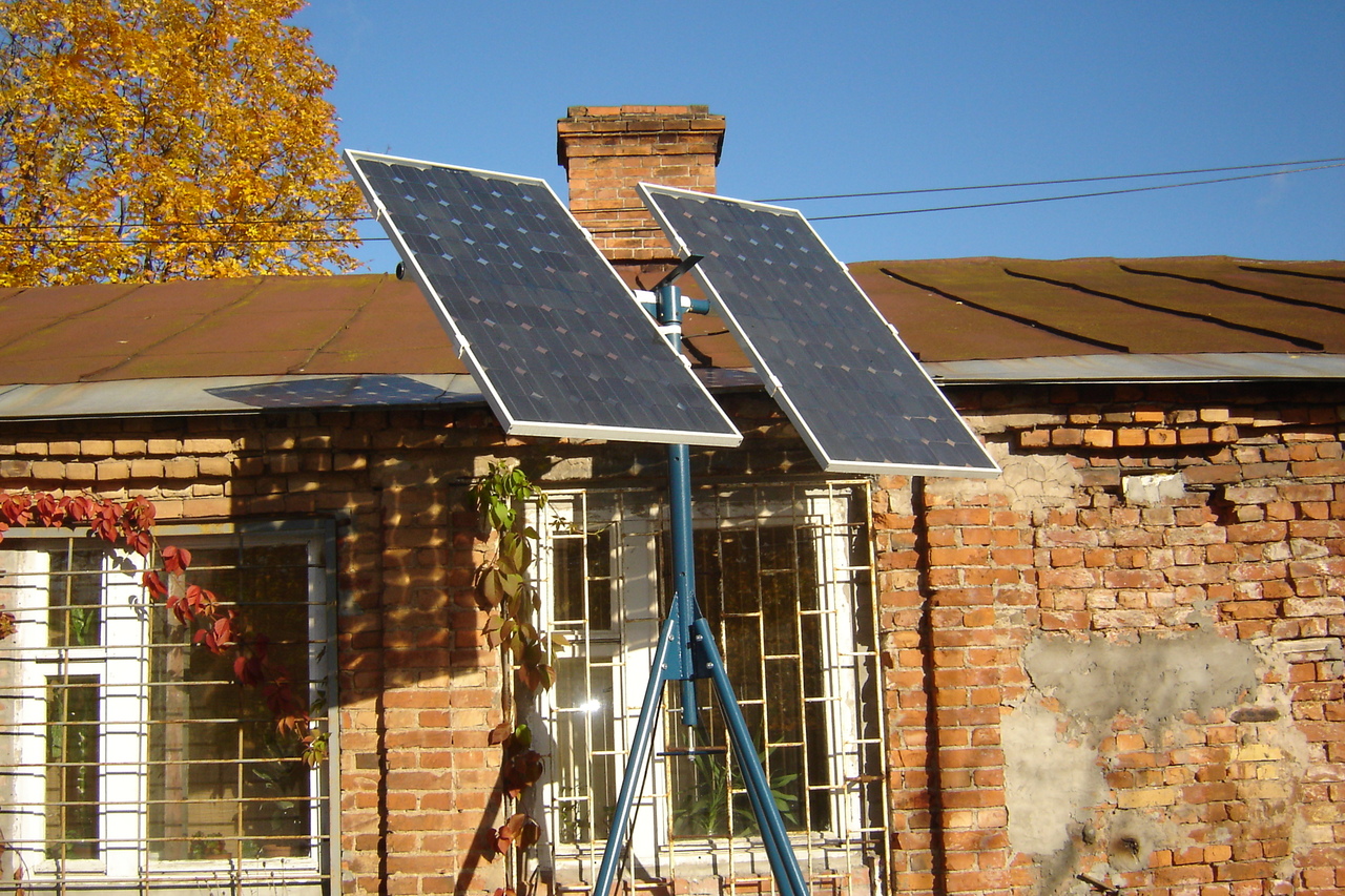 Сонячна енергія: будинок на сонячних батареях. Фото: Umnydom-nn.ru