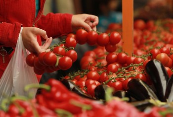 Россия разрешила допуск овощной продукции ЕС под особым досмотром. Фото: Sean Gallup/Getty Images