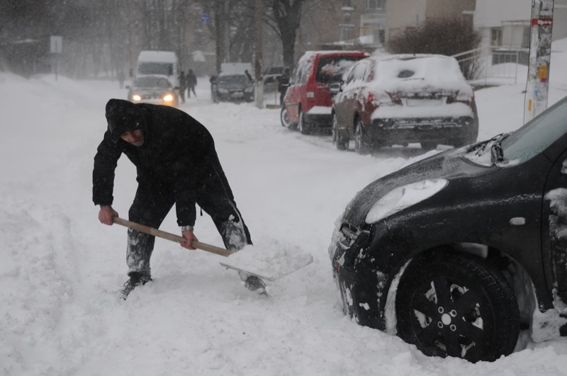 У столиці випало близько 50 млн тонн снігу, що стало абсолютним рекордом за останні 100 років. Фото: Володимир Бородін / Велика Епоха