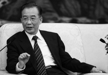 Премьер КНР Вэнь Цзябао стал часто ратовать за демократические преобразования в стране. Фото: Feng Li/Getty Images