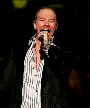 Аксель Роуз в 2006 году во время MTV Video Music Awards - Шоу в Нью-Йорке, Radio City Music Hall. Фото: Scott Gries /Getty Images
