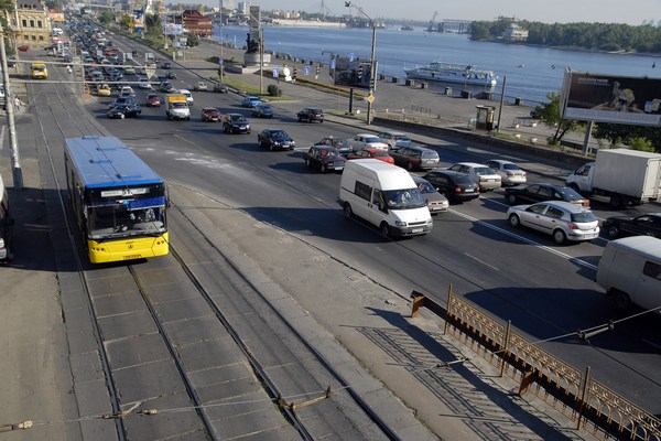 Кабмін підвищить вимоги до автошкіл. Фото: Володимир Бородін/The Epoch Times