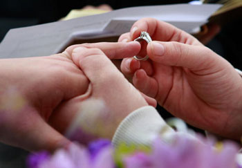 Сегодня влюблённые смогут пожениться прямо на балконе знаменитой пары в Вероне. Фото: Getty Images