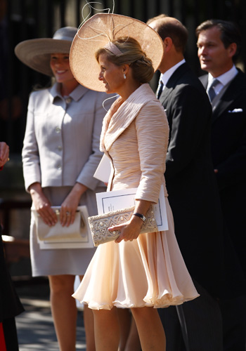 Весілля онучки королеви Єлизавети II Зари Філіппс. Фото: Jeff J Mitchell / Getty Images 