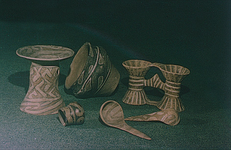 Трипільські горщики, знайдені в Румунії. Фото: wikipedia.org