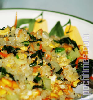 Жареный рис с овощами по-шанхайски. Фото: Ёё (Yoyo)