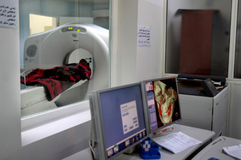 Комп’ютерна томографія та ангіографія здатні викликати проблеми зі щитовидкою. Фото: MARWAN NAAMANI / AFP / Getty Images
