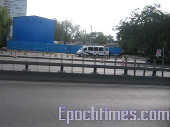 У Пекіні перекриті всі головні дороги. Фото: The Epoch Times 