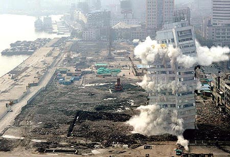 У листопаді 2004 року в місті Шанхаї. Фото: China Photo/Getty Images