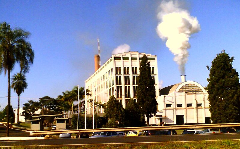 Виробництво етанолу в Сертазіно, Бразилія. Фото: Rsabbatini/wikipedia.org