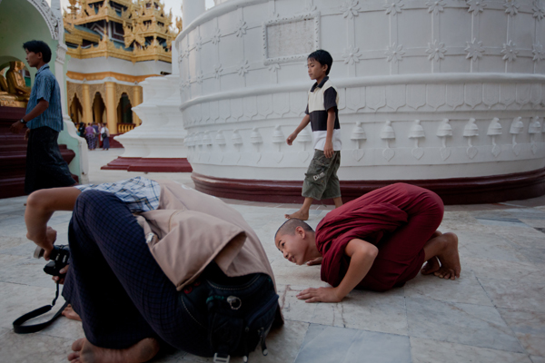 Пагода-ступа Шве Дагон - справжній центр буддійського паломництва. Фото DRN / Getty Images