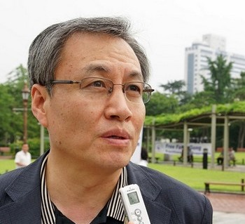 Цзінь Чжоусюань, південнокорейський адвокат-правозахисник