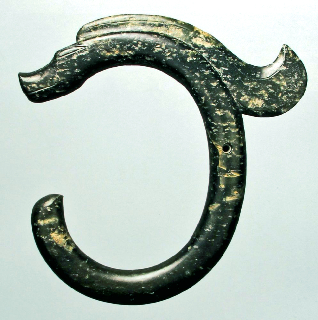 Самый древний найденный нефритовый дракон