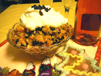 Новогодний рецепт салата под шампанское. Фото: Лариса Чугунова/The Epoch Times, Латвия
