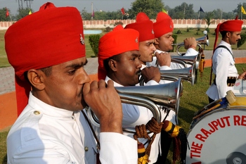 Военный оркестр в Индии. Фото: NARINDER NANU/AFP/Getty Images