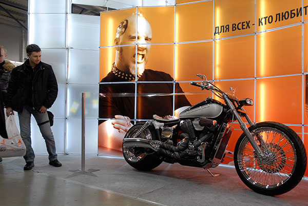 Выставка «Мотобайк 2010» открылась в Киеве 11 марта 2010 года. Фото: Владимир Бородин/The Epoch Times