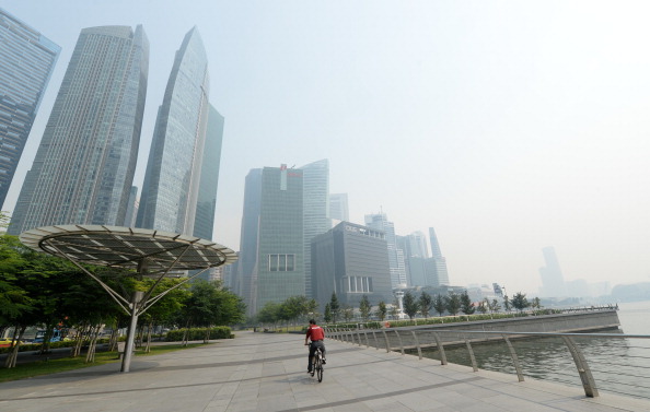 Сингапур объявили страной, где можно быстрее всего стать миллионером. Фото: ROSLAN RAHMAN/AFP/Getty Images