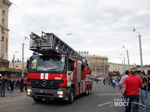 Пожар на Славянском рынке. Фото: new-most.info