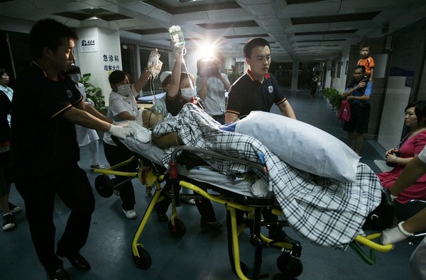 В результате аварии на аттракционе погибло 9 человек. Провинция Гуандун. 29 июня 2010 год. Фото с epochtimes.com
