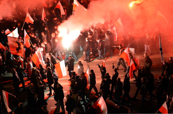 Польские националисты организовали Марш независимости в Варшаве. Фото: JANEK SKARZYNSKI/AFP/Getty Images