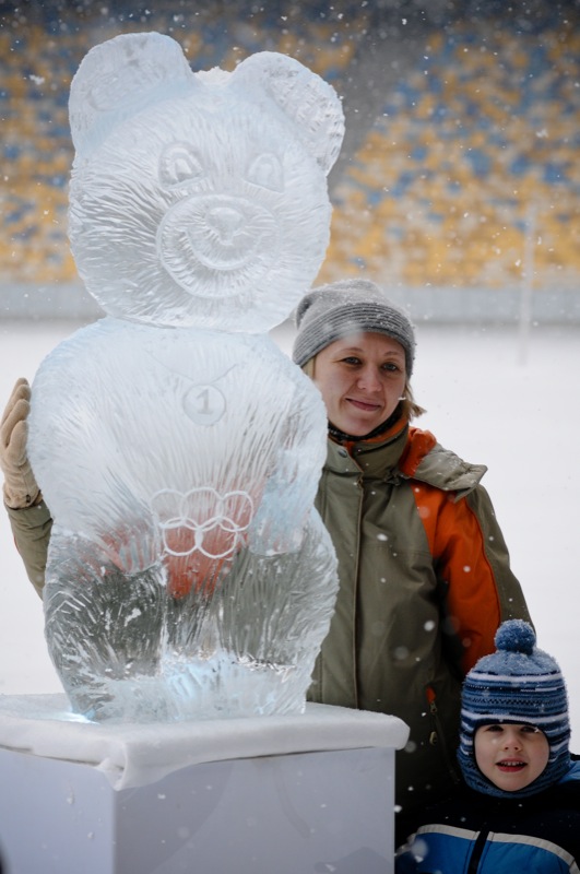 Парк ледяных скульптур открылся в Киеве 13 января 2013 года. Фото: Владимир Бородин / Великая Эпоха 