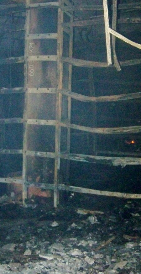 Пожар в клубе «Шоколад» в Макеевке Фото с сайта donbass.ua