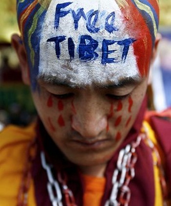 Только изменение политического строя в Китае может улучшить ситуацию в Тибете. Фото: MANPREET ROMANA/AFP/Getty Images