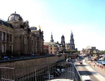 Вид на Дрезден с террасы Брюля. Фото: Ирина Рудская/The Epoch Times