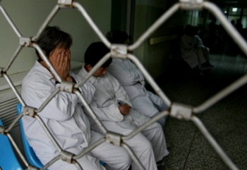 Психиатрия в Китае используется для подавления инакомыслия. Фото: AFP