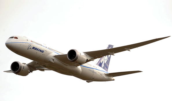 «Фарнборо-2010» (Farnborough 2010). Boeing 787 - «Лайнер мечты» (Dreamliner). Фото: BEN STANSALL/AFP/Getty Images