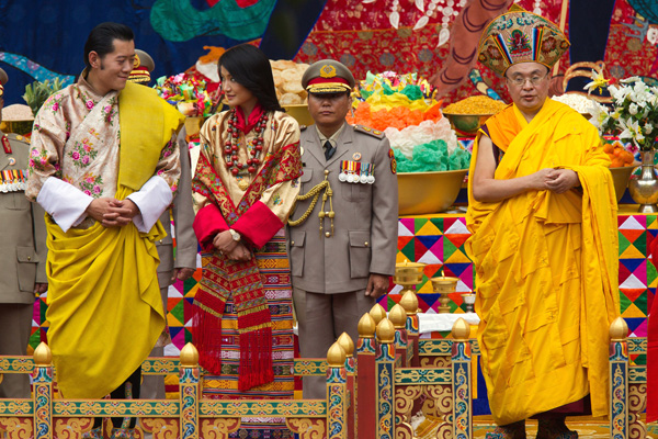 Святкування королівського весілля в Бутані. Фото: Paula Bronstein / Getty Images