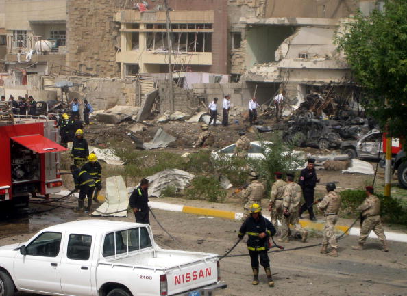 Теракты в Багдаде. Первый взрыв прогремел в районе Кадимия, в результате взрыва погибли 12 человека и 10 получили ранения. Фоторепортаж. Фото: SABAH ARAR/AFP/Getty Images