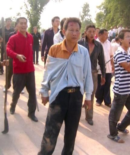 Зіткнення селян із поліцією сталося на півдні Китаю. 30 жовтня 2009 р. Фото з epochtimes.com