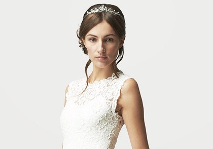 Свадебная коллекция от Phase Eight. Фото: weddinginspirasi.com