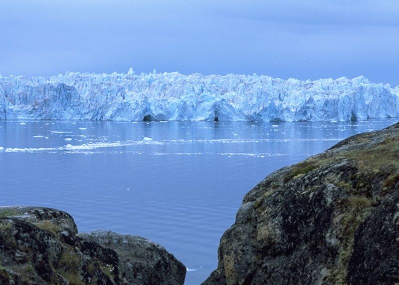 Ледяная красота: вид на ледяной фьорд Илулиссат, получивший статус мирового наследия ЮНЕСКО в 2004 году. Фото: Greenland Tourism /Steen Karup
