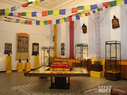 С 24 ноября по 23 декабря в Историческом музее им.Д.И Яворницкого проходит выставка «Сокровище Тибета». Фото: ИА НОВЫЙ МОСТ