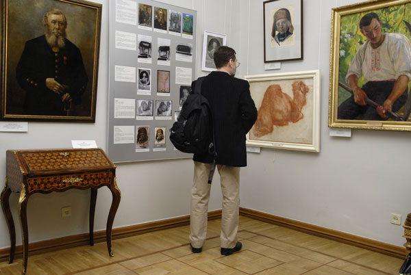 Выставка отреставрированных исторических ценностей открылась в Киеве 28 мая 2008 года. Фото: The Epoch Times