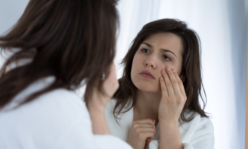 Могут ли стресс и беспокойство повлиять на вашу кожу? (Shutterstock)